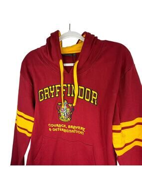 NWT Harry Potter Gryffindor Hoodie Wizarding World Maroon Gold Sweatshirt XL $60
